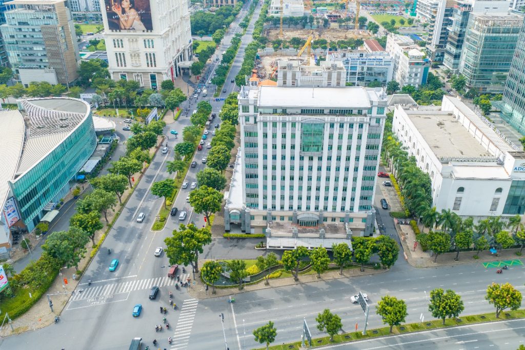Phú Mỹ Hưng phá dỡ tòa trụ sở, đánh dấu đô thị bước sang chương mới