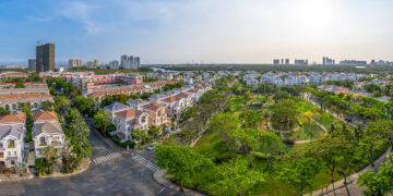 Quỹ đất khan hiếm v&agrave; định hướng ph&aacute;t triển &lsquo;ngược đời&rsquo; của Ph&uacute; Mỹ Hưng