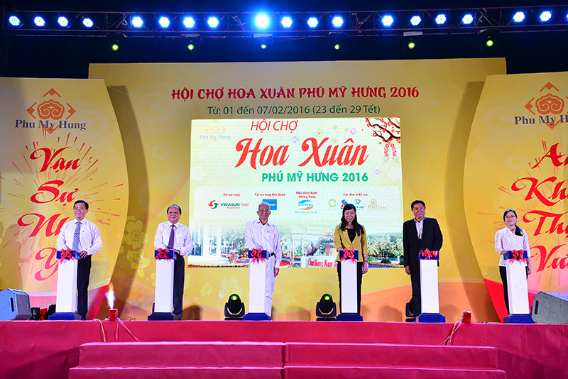 Hội Chợ Hoa Xuân Phú Mỹ Hưng Tết Bính Thân 2016: Rủ Nhau Về Làng