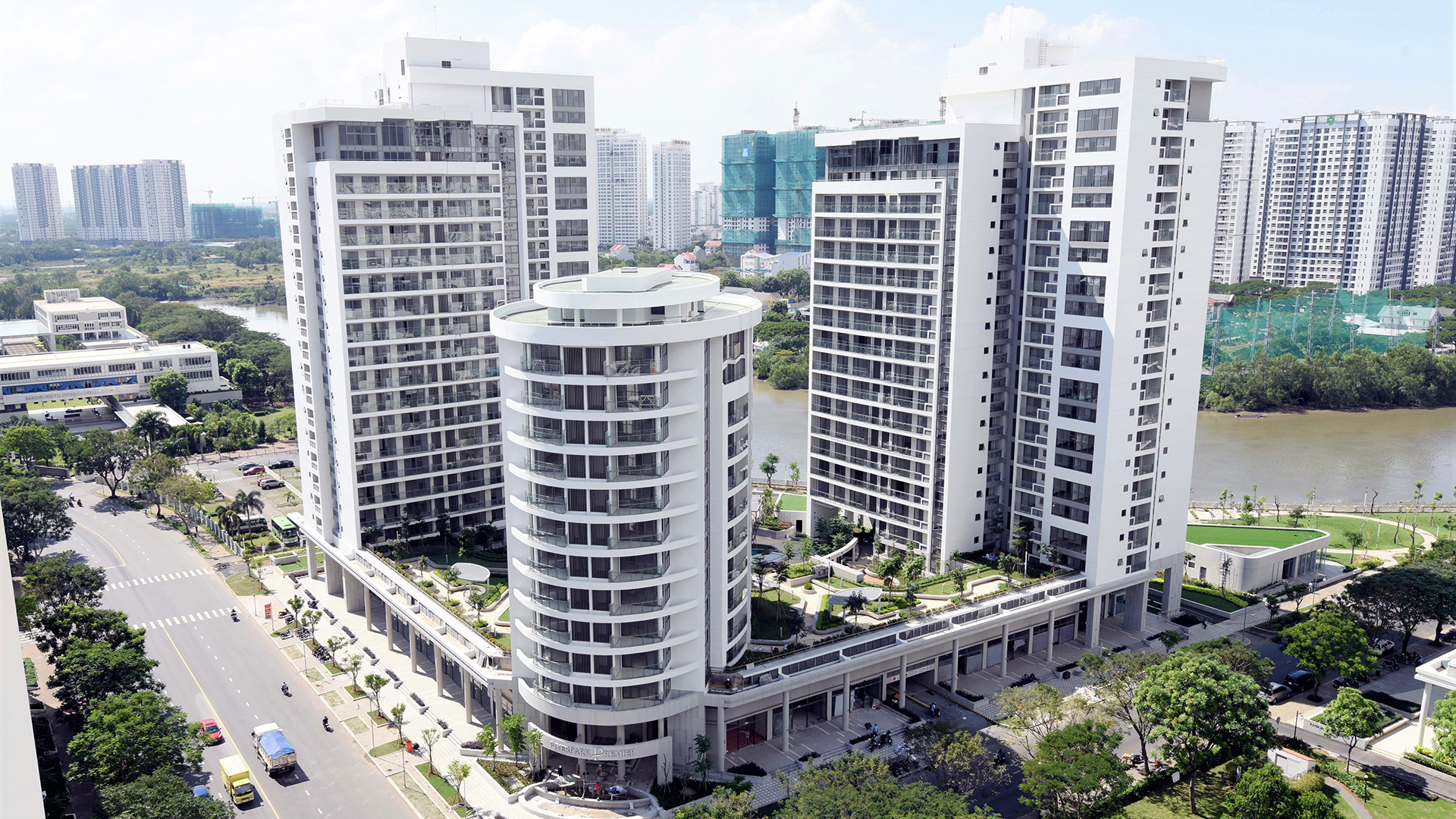 Announcement: Handing over apartments of Phu Khang- Riverpark Premier Complex