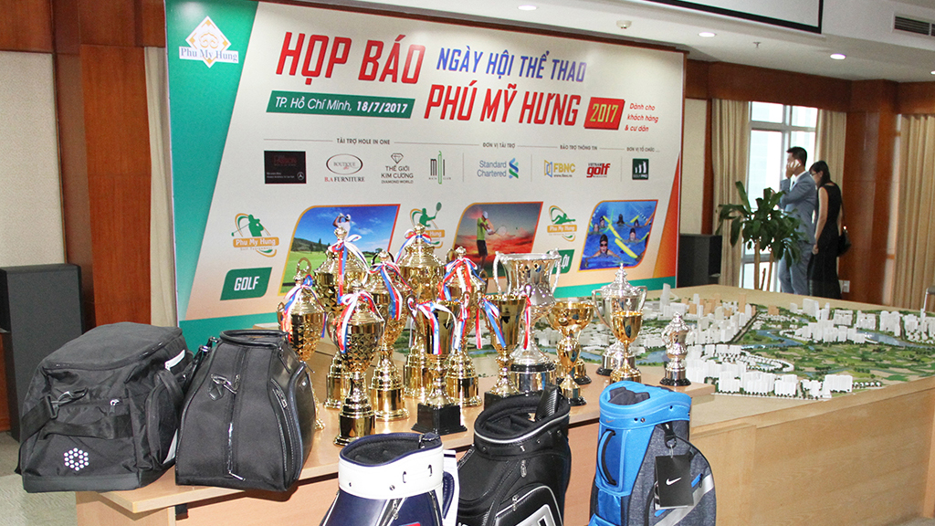 Bơi lội, đánh golf thỏa thích tại Phú Mỹ Hưng, nhận giải thưởng khủng