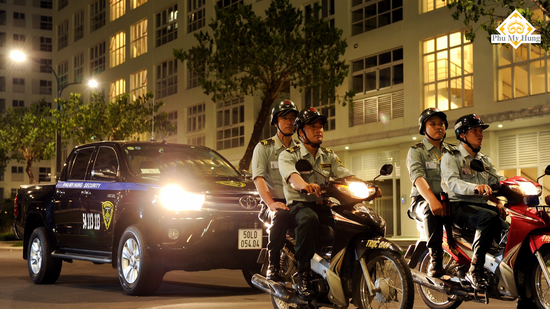 Đằng sau bình yên đô thị Phú Mỹ Hưng