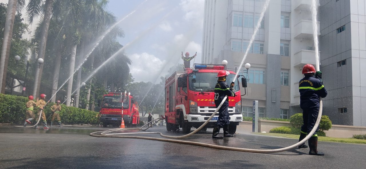 Phú Mỹ Hưng diễn tập định kỳ phòng cháy chữa cháy & cứu hộ cứu nạn