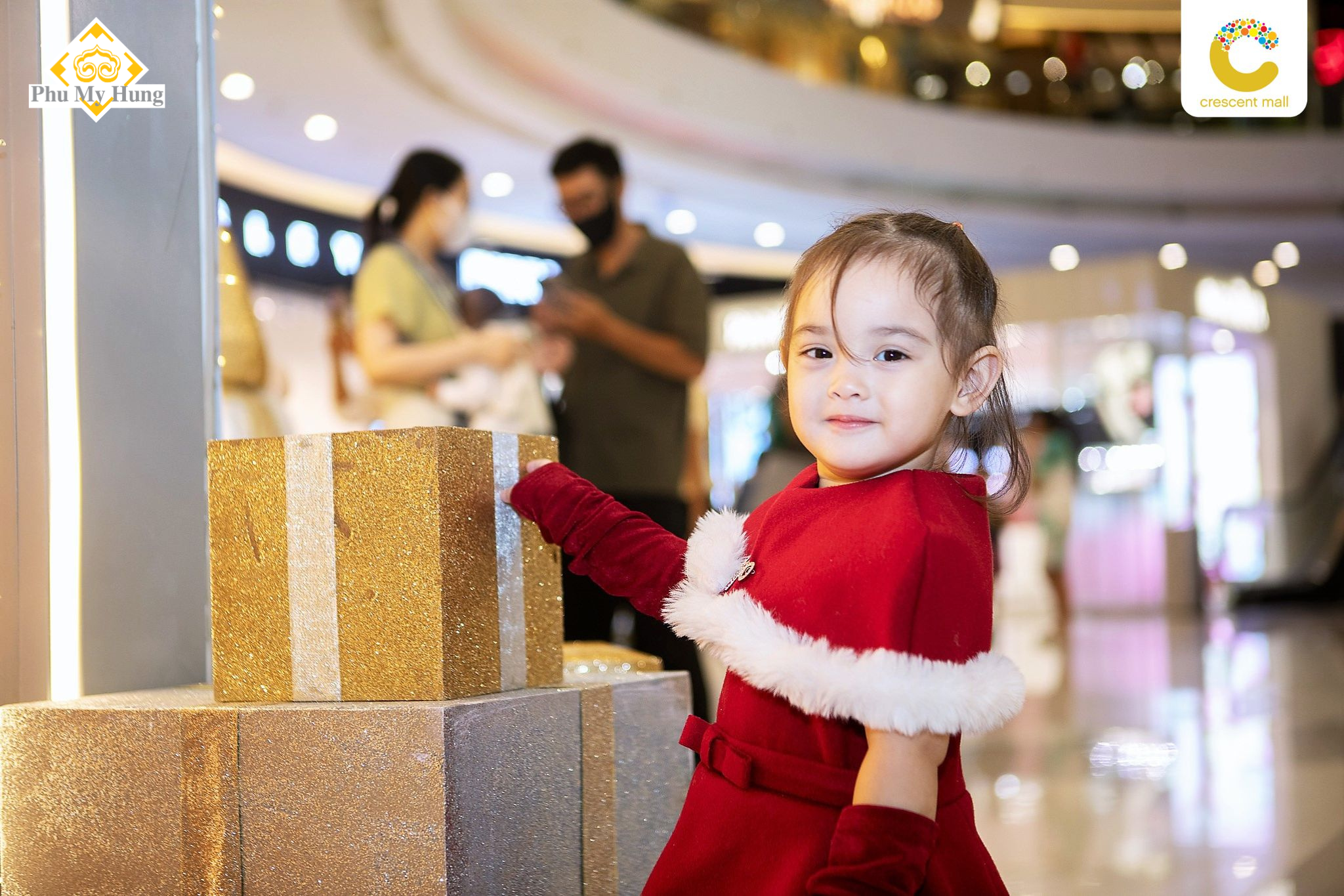 Crescent Mall tỏa sáng mùa lễ hội với ” The Dazzing Joy Of Christmas”插图3